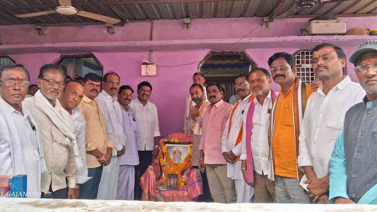 Adilabad | బాధిత కుటుంబాన్ని పరామర్శించిన జడ్పీ మాజీ చైర్మన్‌