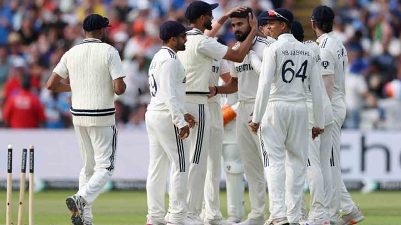 IND vs ENG | రూట్ క్లీన్‌బౌల్డ్.. భారీ ఛేదనలో కష్టాల్లో పడిన ఇంగ్లండ్