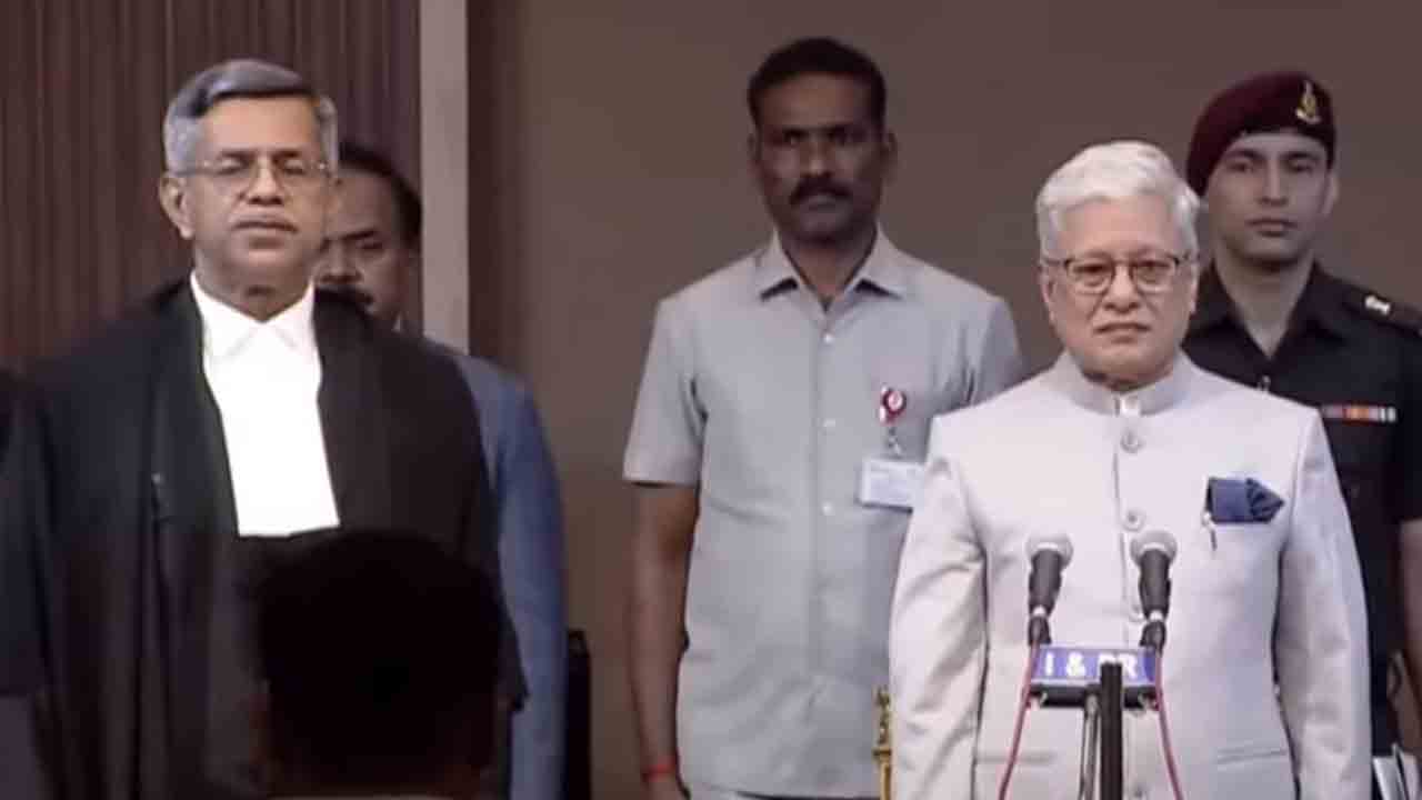 Justice AK Singh | హైకోర్టు సీజేగా జస్టిస్‌ ఏకే సింగ్‌ ప్రమాణస్వీకారం