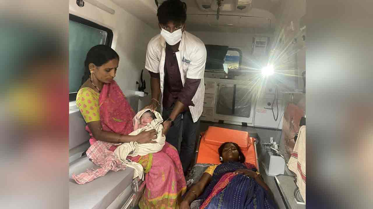 Pregnant Woman | 108 అంబులెన్స్‌లో గ‌ర్భిణి ప్రసవం