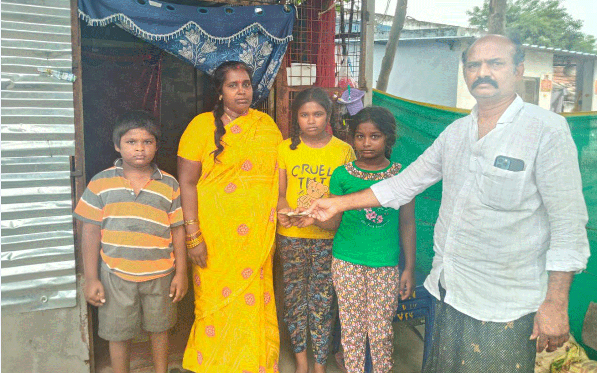 Bonakal : గీత కార్మికుడి కుటుంబానికి ఆర్థిక సాయం