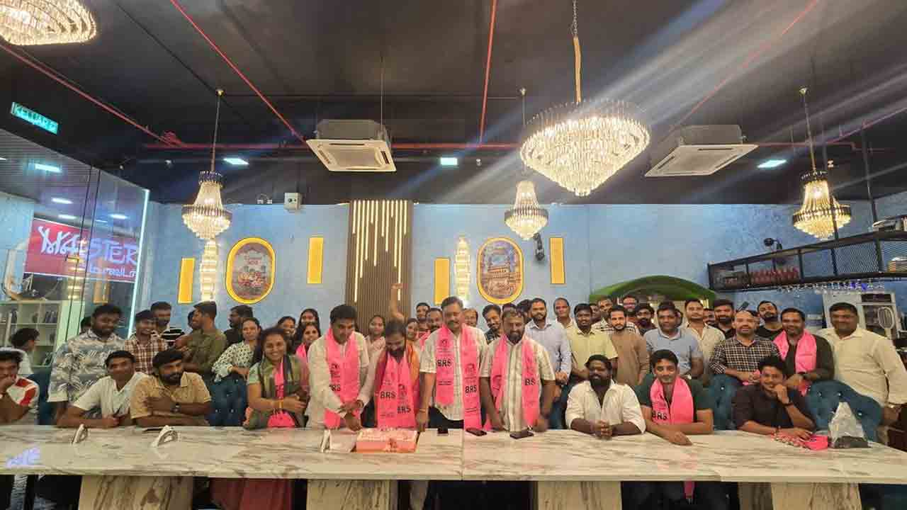 KTR Birthday | మలేషియాలో అంబరాన్నంటిన కేటీఆర్ పుట్టినరోజు వేడుకలు