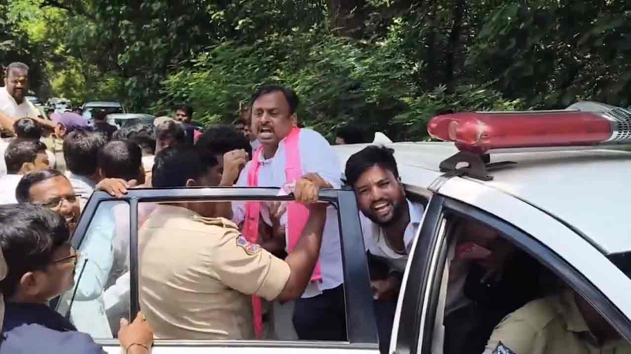 BRSV | ఓయూలో ఉద్రిక్త‌త‌.. బీఆర్ఎస్వీ నాయ‌కుల అరెస్ట్