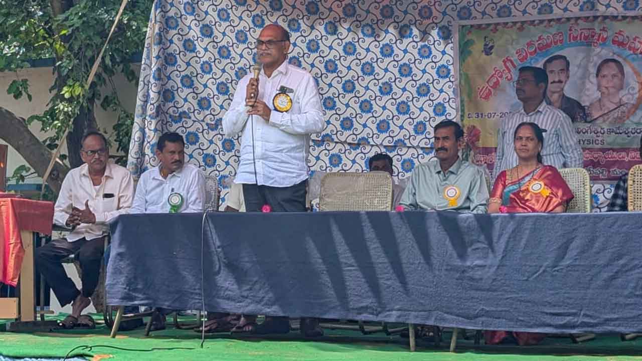 Karepalli | ప్రభుత్వం ఉపాధ్యాయుల బదిలీలు, పదోన్నతులను వెంటనే చేపట్టాలి : చావా రవి