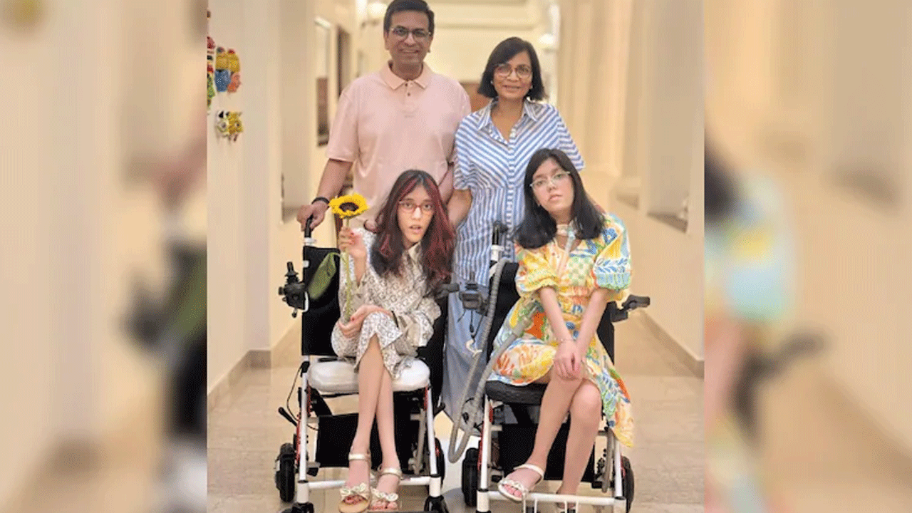 DY Chandrachud: ల‌గేజీ ప్యాక్ చేసుకున్నాం.. సీజేఐ నివాసం ఖాళీ చేస్తున్నాం:  మాజీ సీజేఐ డీవై చంద్ర‌చూడ్‌