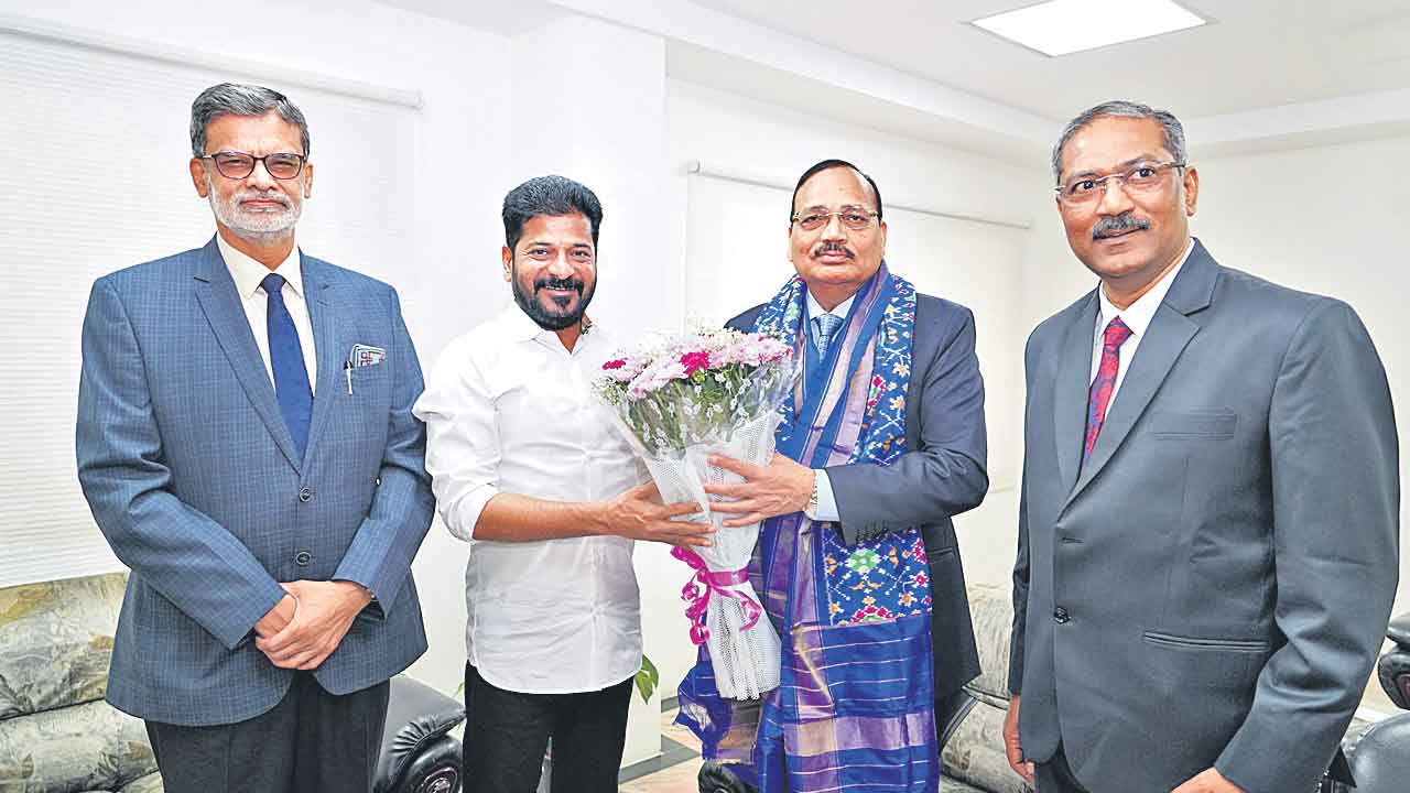 దేశానికే ఆదర్శం.. భరోసా కేంద్రం.. కేసీఆర్‌ దూరదృష్టికి దేశవ్యాప్త ప్రశంస!