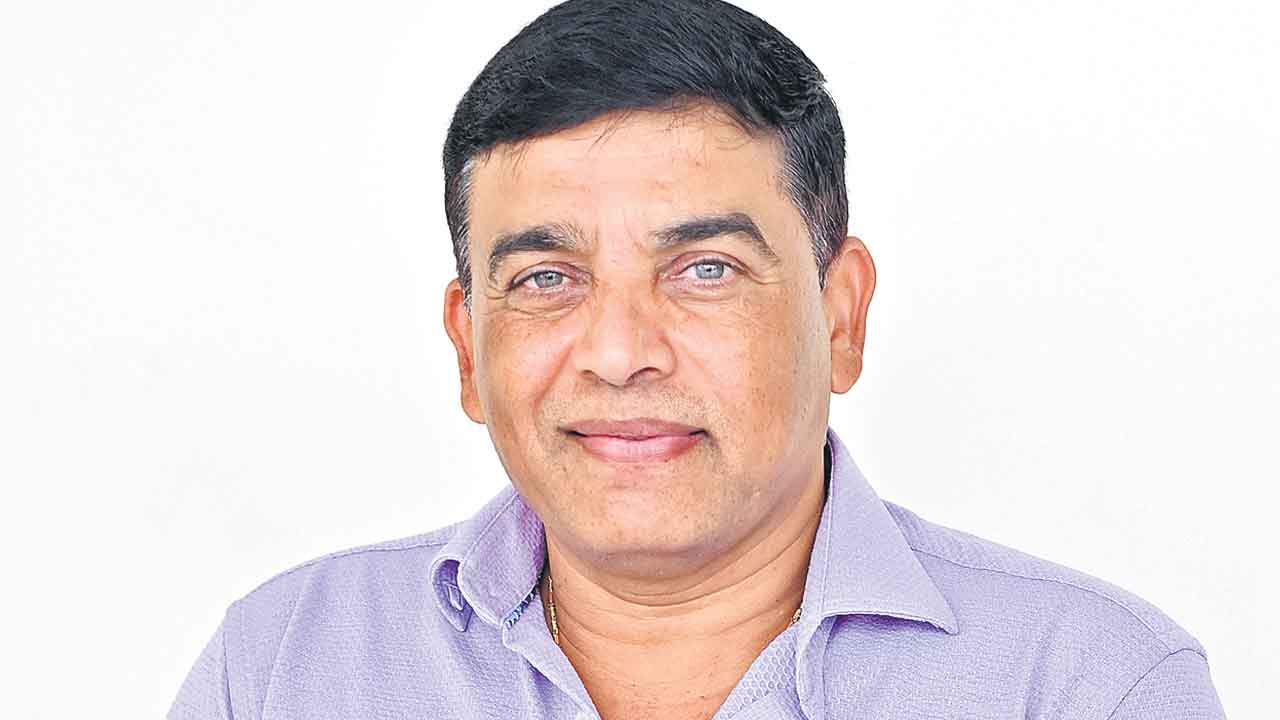 విజయాలుంటేనే ఇక్కడ విలువిస్తారు!