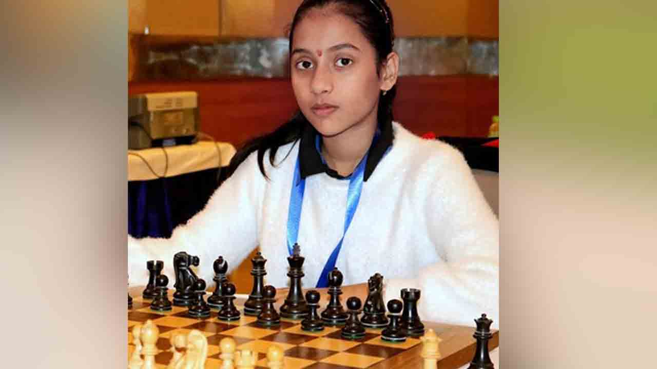 Divya 3