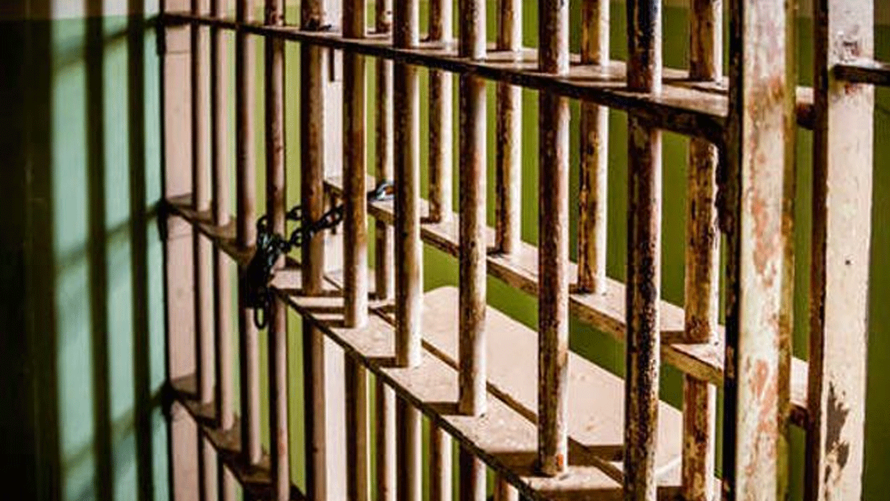 Fake Encounter: న‌కిలీ ఎన్‌కౌంట‌ర్ కేసులో మాజీ ఎస్పీకి ప‌దేళ్ల జైలుశిక్ష‌