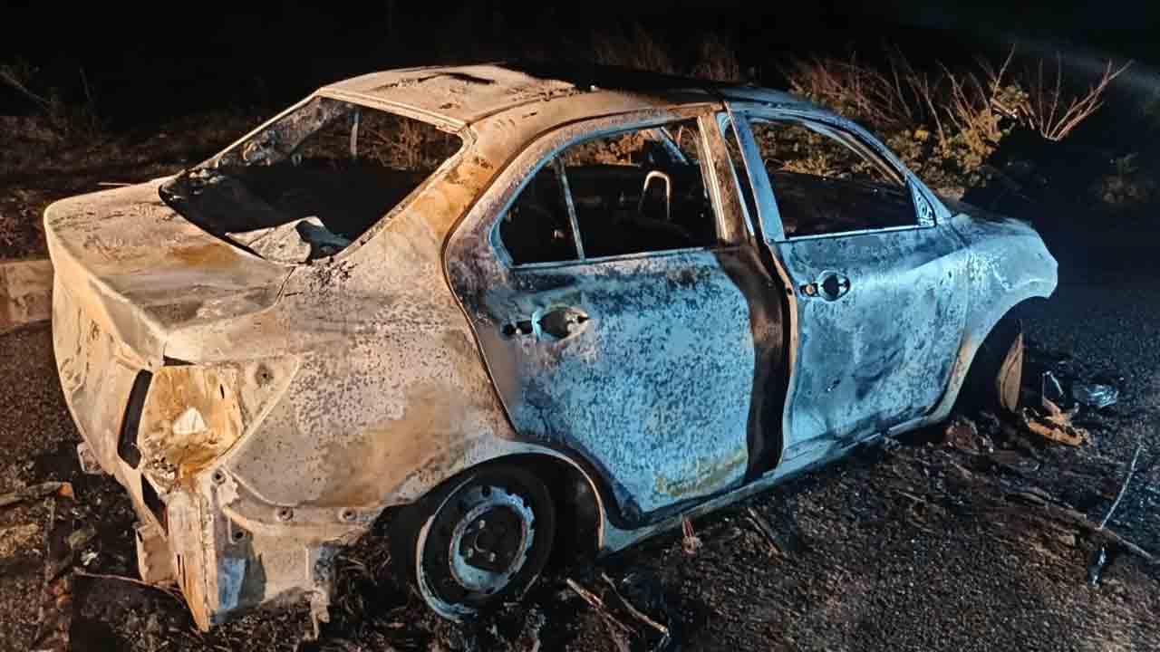 Keshampet | నడుస్తున్న కారులో మంటలు.. అగ్నికి ఆహుతి