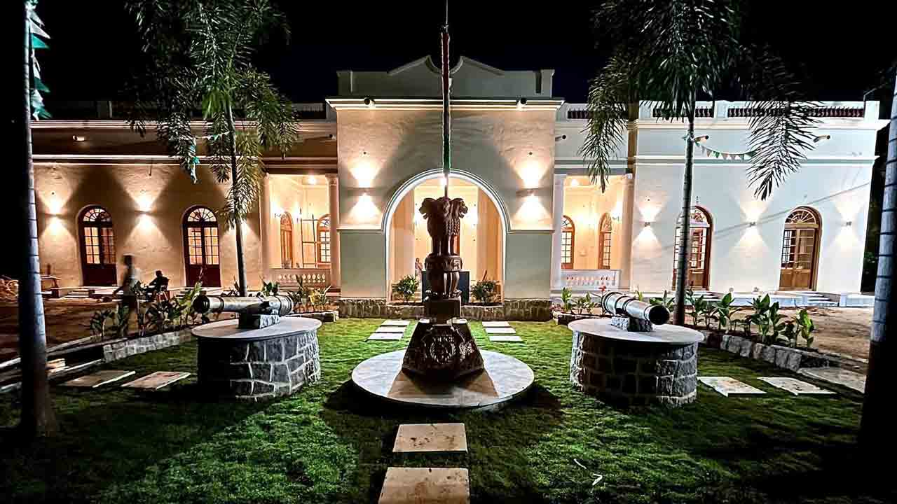 పాతనగరంలో కొత్వాల్‌ హౌస్‌