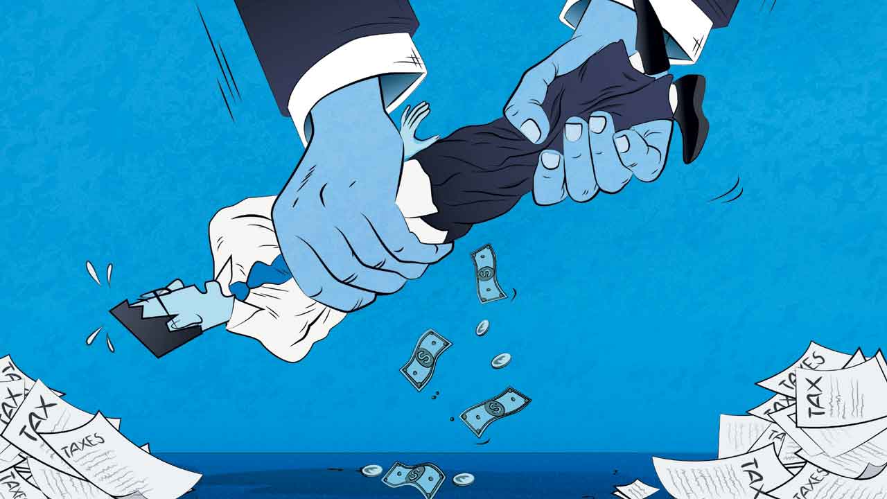 ఐటీ బాదుడు..  ముక్కు పిండి వసూలు చేస్తున్న కేంద్ర ప్రభుత్వం