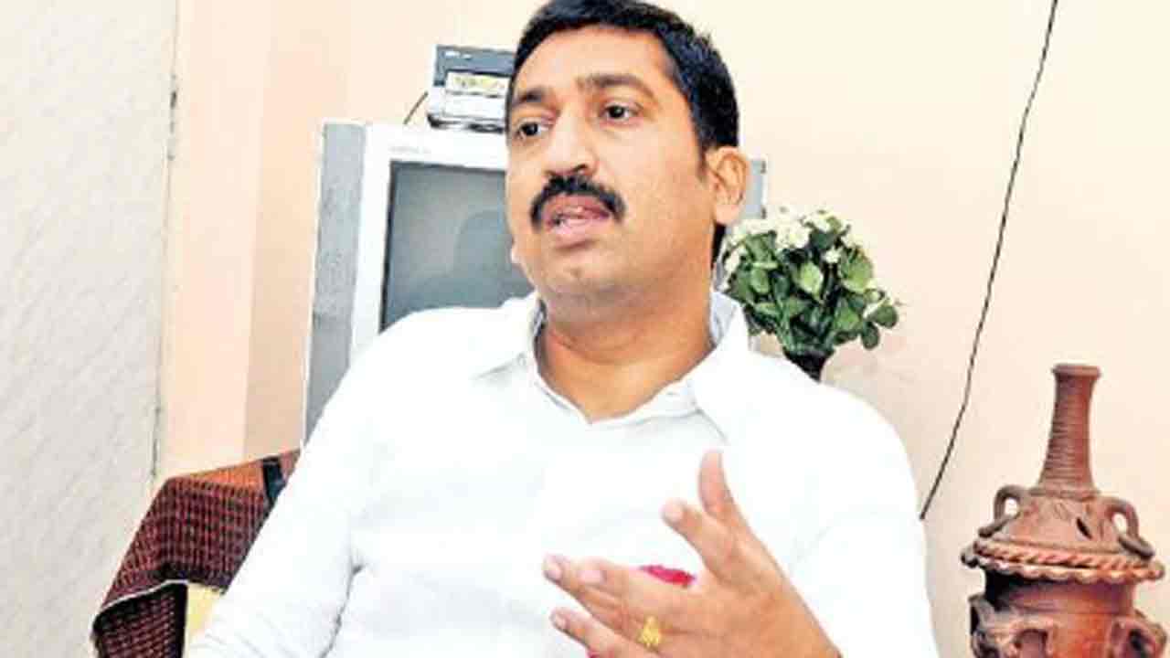 BC Reservations | ఆర్డినెన్స్‌తో ఒరిగేదేం లేదు.. పార్లమెంట్ ఆమోదంతోనే బీసీలకు 42 శాతం కోటా: ఐపీఎస్ అధికారి నరహరి