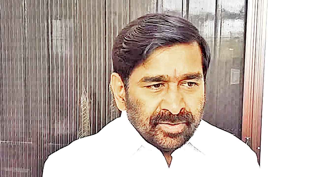 రాష్ట్రంలో పోలీసు రాజ్యం.. అడుగడుగునా కమీషన్లే .. సర్కార్‌ తీరుపై జగదీశ్‌రెడ్డి ఫైర్‌