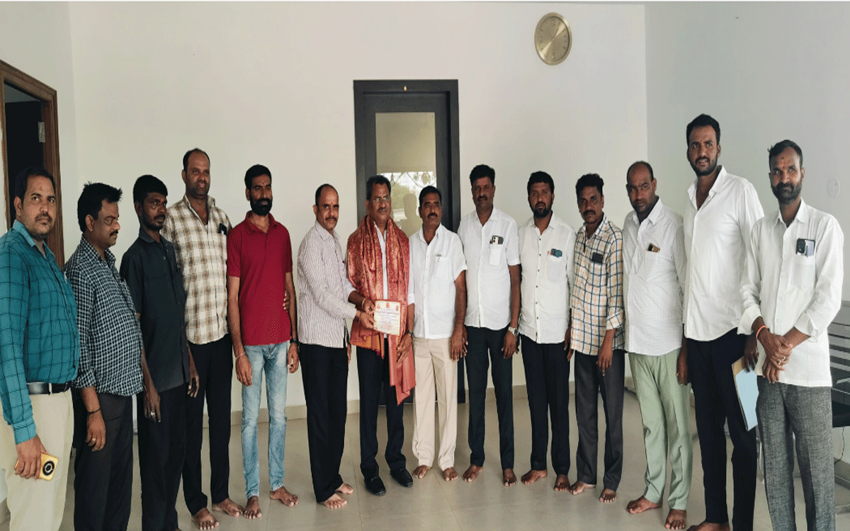 Bibinagar : అయ్యప్ప సన్నిదానం నిర్మాణానికి విరాళం