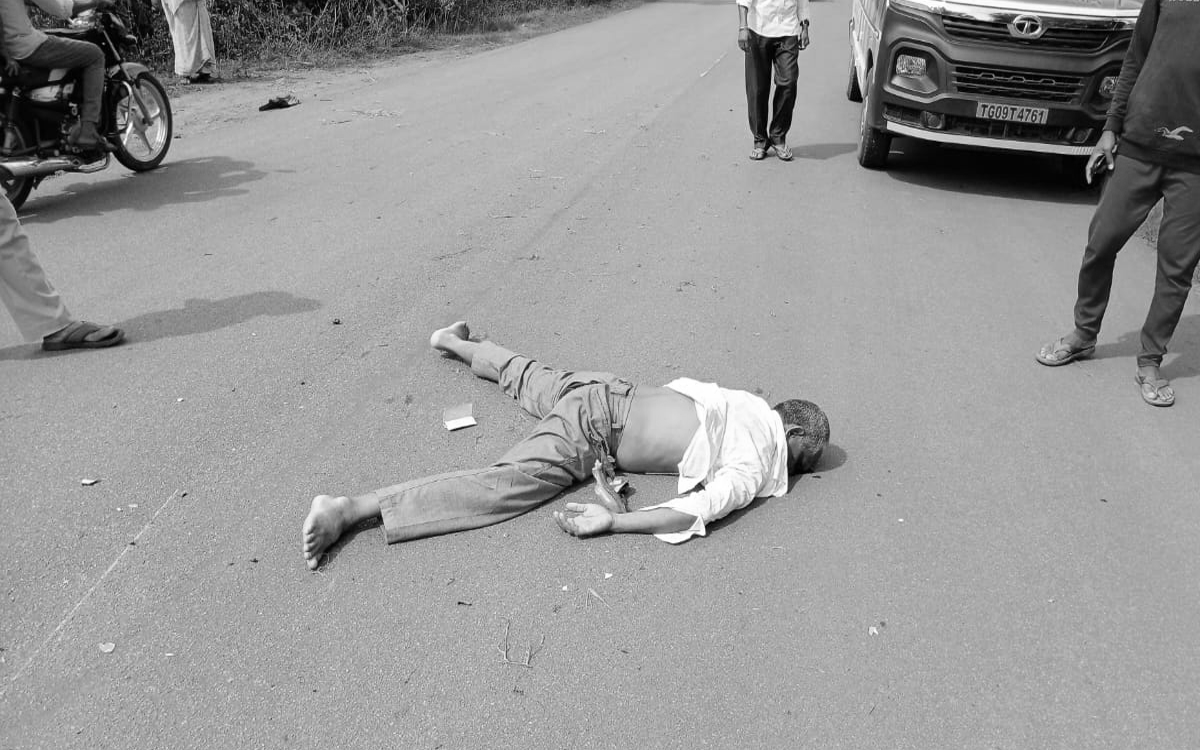 Karepalli : బైక్‌ను ఢీకొన్న లారీ.. వ్యక్తి మృతి