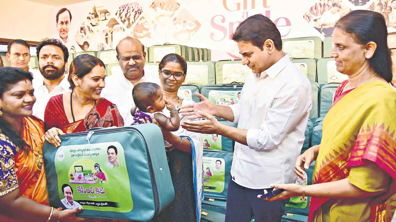 ఓర్వలేకే కేసీఆర్‌ కిట్ల నిలిపివేత