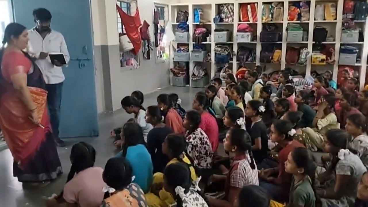 KGBV students | కేజీబీవీ విద్యార్థులకు అన్ని సౌకర్యాలు కల్పిస్తాం : తహసీల్దార్‌ రజినీకుమారి