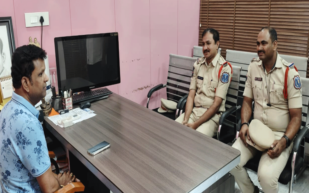 Nalgonda : హామీలు అమ‌లు చేసే స‌త్తా లేక, హౌస్‌ అరెస్టులా? : మాజీ ఎమ్మెల్యే కిశోర్‌కుమార్‌