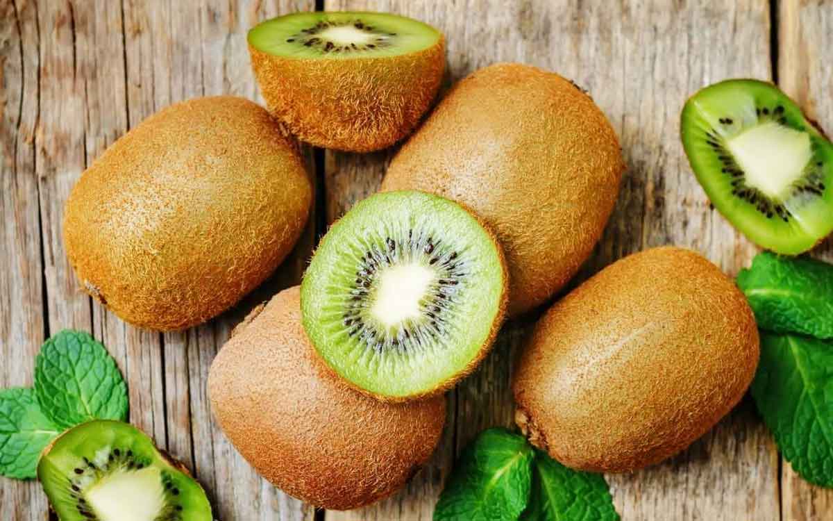 Kiwi In Monsoon | ఈ సీజ‌న్‌లో రోజూ ఒక కివి పండును త‌ప్ప‌నిస‌రిగా తినాల్సిందే.. ఎందుకంటే..?