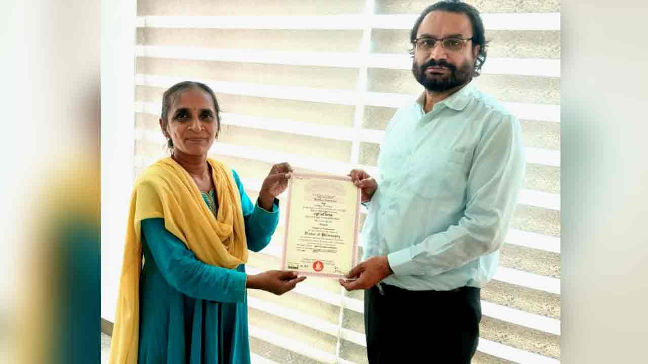PhD Award | కొటారి నిర్మలకు డాక్టరేట్..