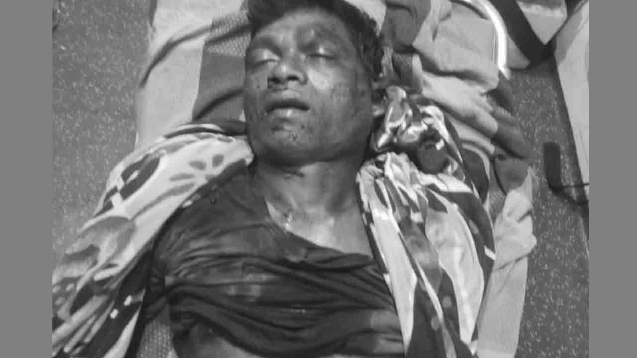 Kothagudem | చర్లలో దారుణం.. దంపతులపై దాడిచేసిన దుండగులు.. భర్త మృతి