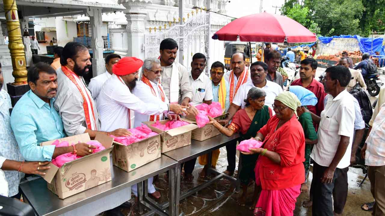 KTR | కరీంనగర్‌లో ఘనంగా కేటీఆర్ జన్మదిన వేడుకలు.. ఆలయాల్లో ప్రత్యేక పూజలు