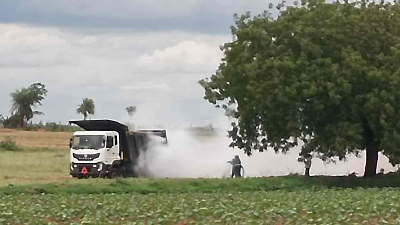 Narayanapeta | రాఘవ క‌న్‌స్ట్ర‌క్ష‌న్ కంపెనీలో టిప్పర్ దగ్ధం