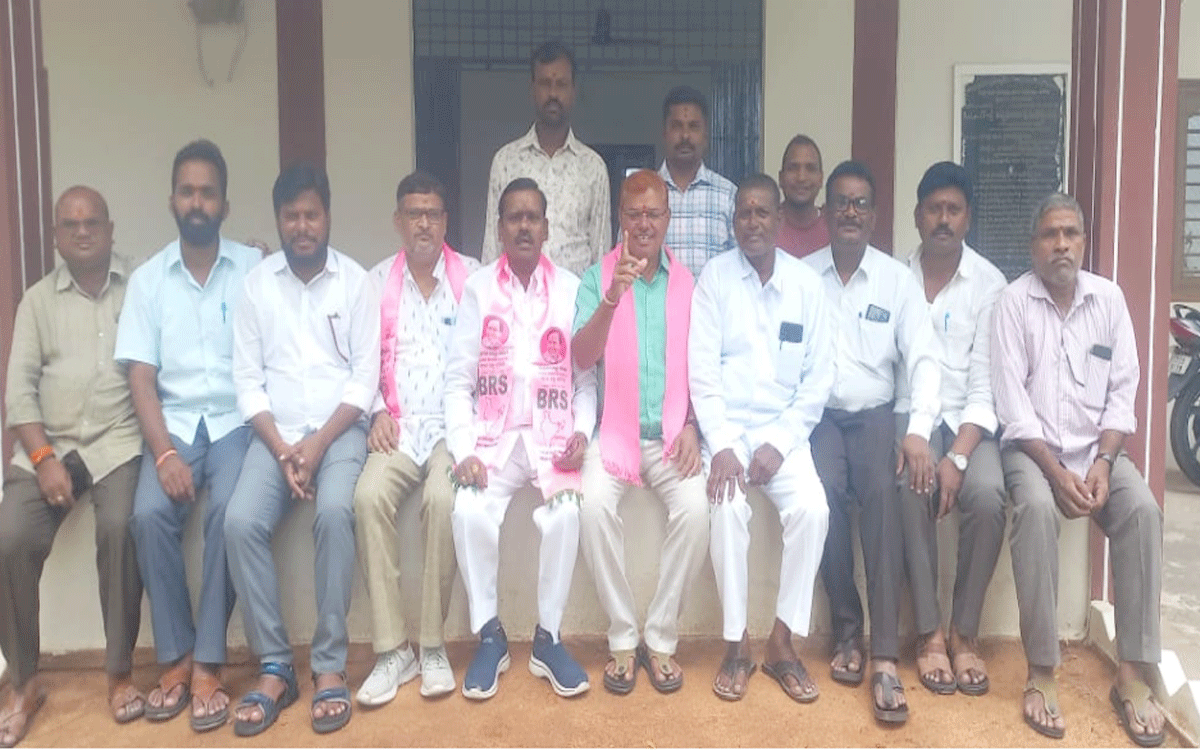 Aleru Town : బీఆర్ఎస్ నియోజ‌క‌వ‌ర్గ సమావేశాన్ని విజయవంతం చేయాలి : పుట్ట మ‌ల్లేశం గౌడ్‌