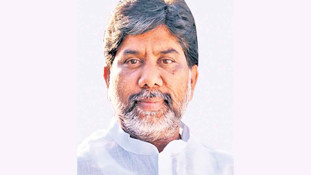 బీసీ బిల్లును పార్లమెంటులో ప్రవేశపెట్టాలి