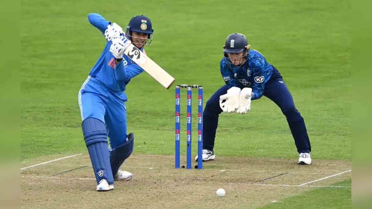 INDW vs ENGW | మంధాన‌ హాఫ్ సెంచ‌రీ మిస్.. దంచేస్తున్న హ‌ర్లీన్, హ‌ర్మ‌న్‌ప్రీత్