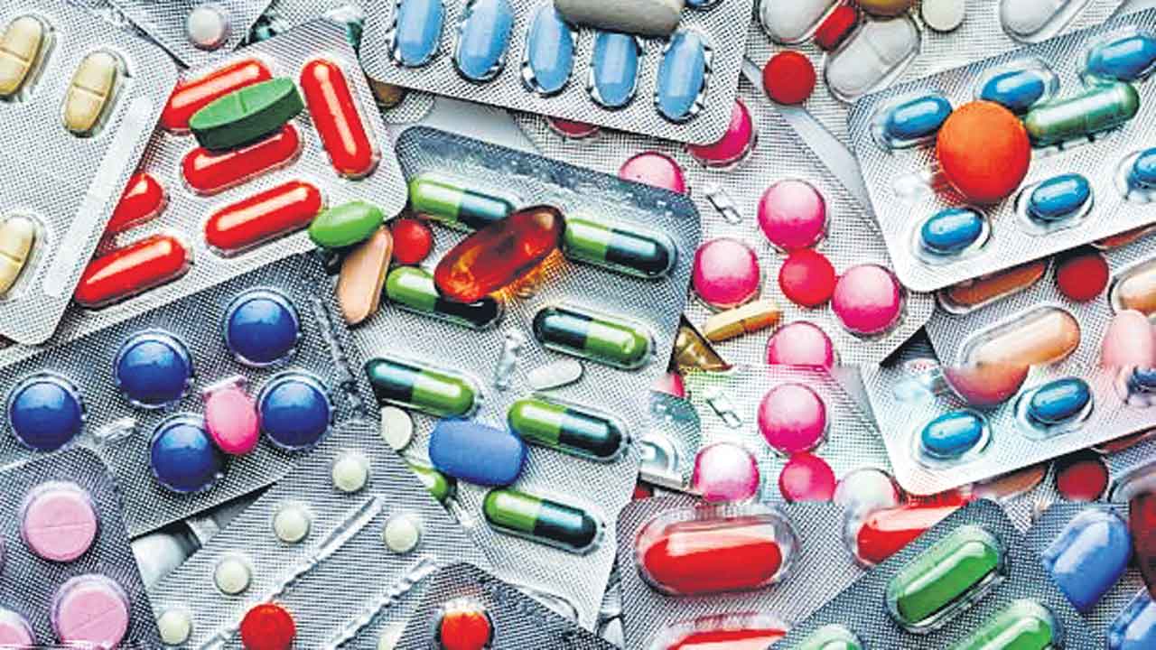 జోరుగా నకిలీమందుల దందా