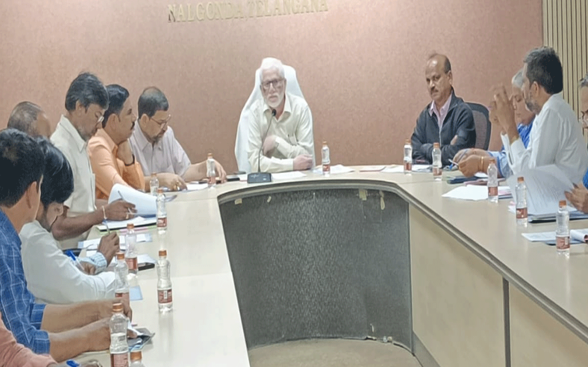 Nalgonda : జాతీయ స్థాయి క్రీడ‌ల్లో స‌త్తా చాటేలా విద్యార్థుల‌ను తీర్చిదిద్దాలి : ఎంజీయూ వీసీ