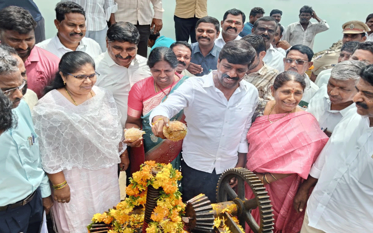 Kethepalli : మూసీ కుడి కాల్వ‌కు నీటి విడుదల