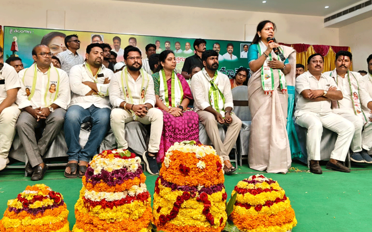 Kothagudem Urban : సీఎం రేవంత్కు ఎమ్మెల్సీ కవిత సవాల్
