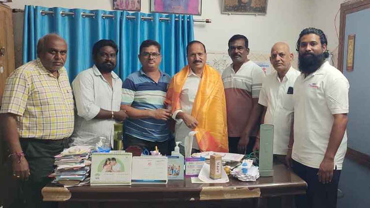 Doctors Day | ముల్కనూరులో ఘనంగా డాక్టర్స్ డే