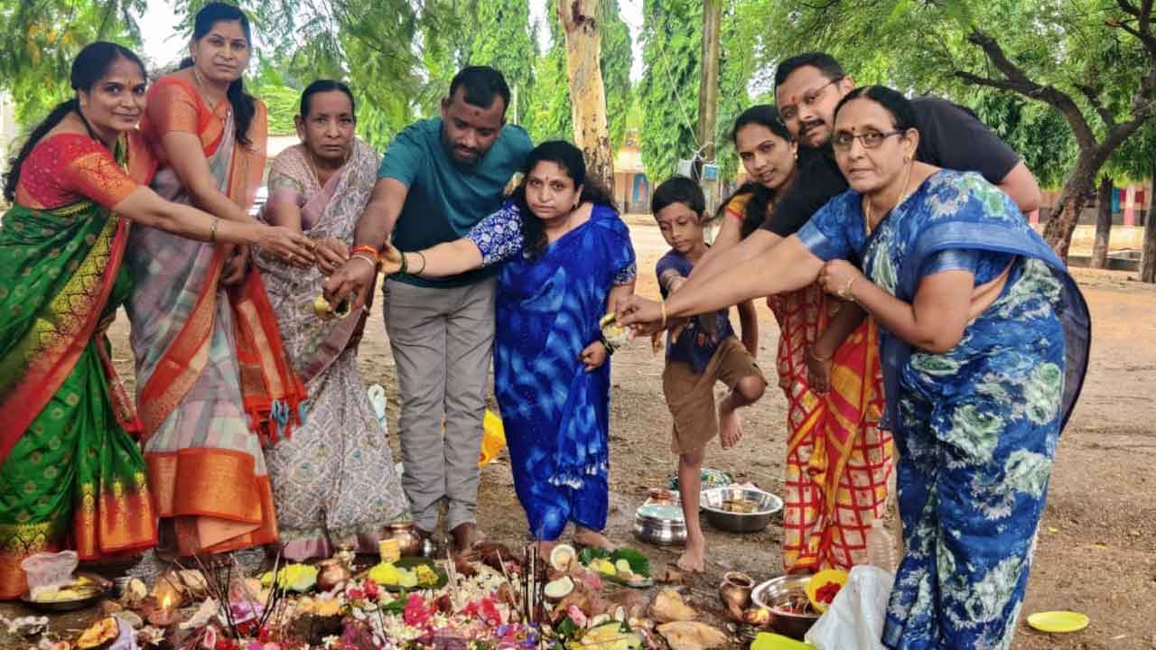 Naga Panchami | భక్తి శ్రద్ధలతో నాగ పంచమి వేడుకలు