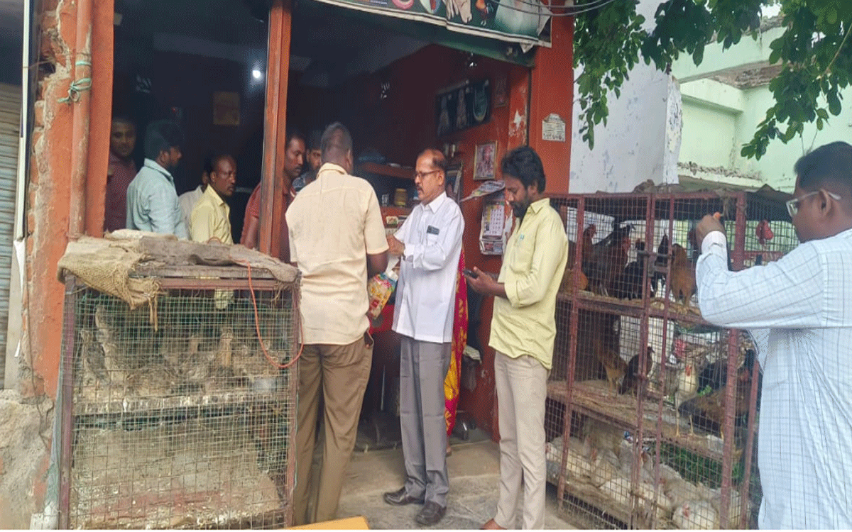 Nalgonda : న‌ల్ల‌గొండ‌లో ప్లాస్టిక్‌ వినియోగ‌ దుకాణాలకు జరిమానా