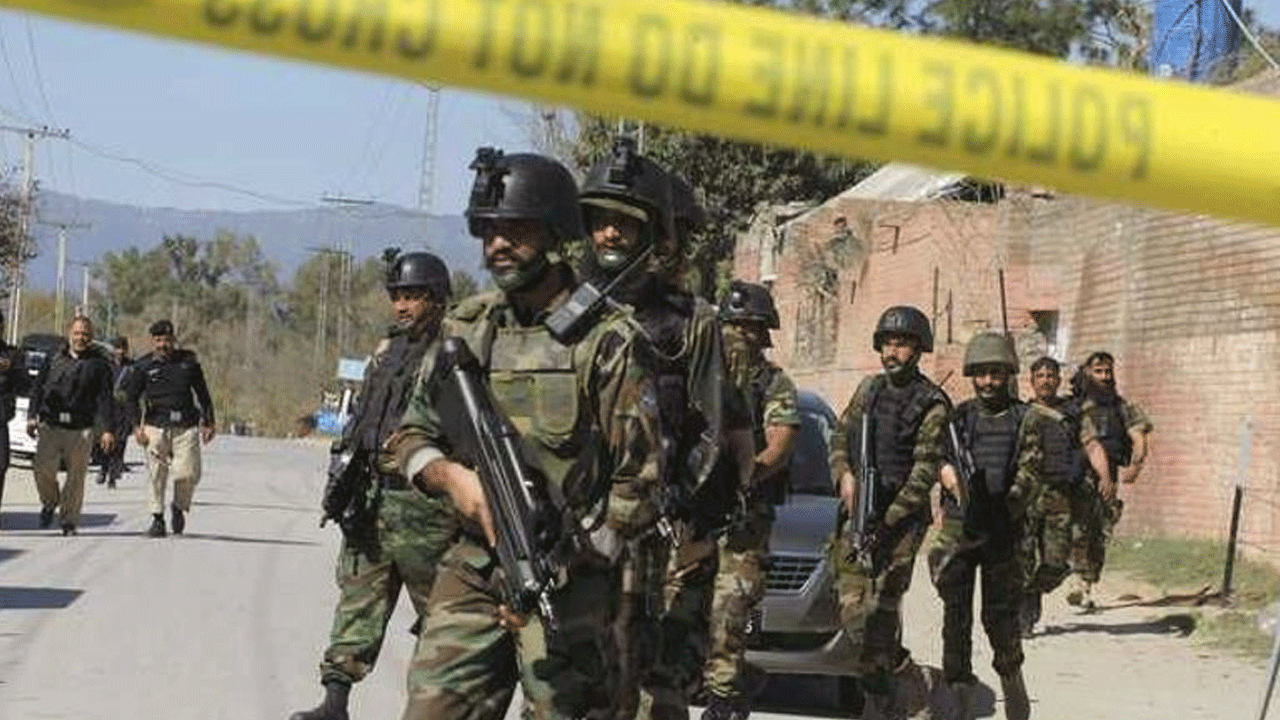 Pakistan: బ‌స్సు ప్ర‌యాణ‌కుల్ని అప‌హ‌రించి.. పాకిస్థాన్‌లో 9 మంది కాల్చివేత‌