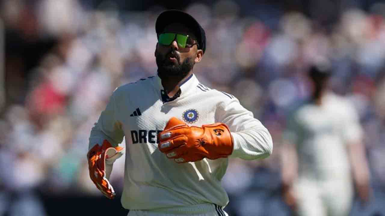 Rishabh Pant | పంత్‌ చూపుడు వేలికి గాయం.. ఇంకా వైద్యుల పర్యవేక్షణలోనే..?