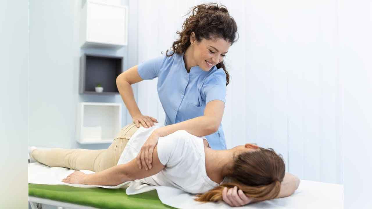 Physiotherapy centers | ఫిజియోథెరపీ సెంటర్ల ఏర్పాటుకు సహకరించాలి : డాక్టర్ కొండ శ్రీనివాసరావు