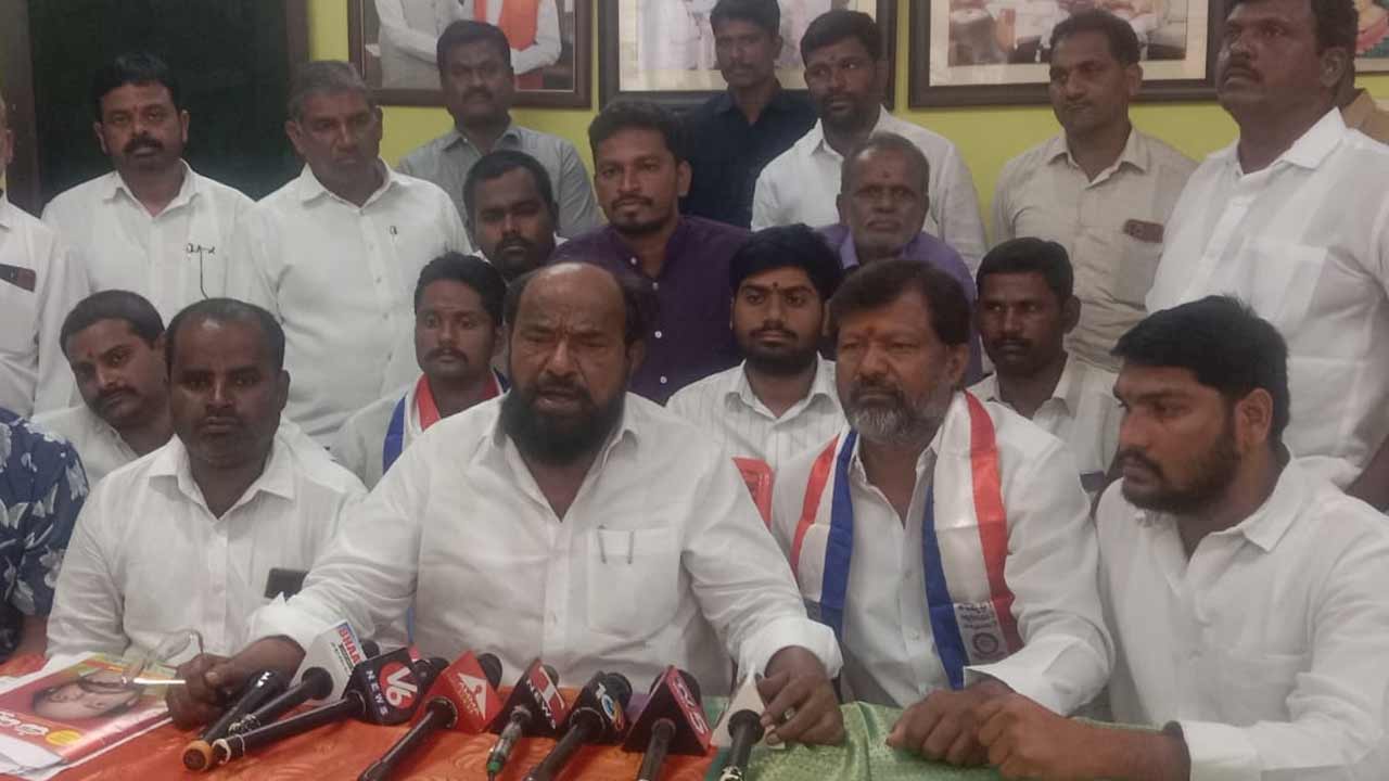 R Krishnaiah | 42 శాతం రిజర్వేషన్లు అమలు చేయాల్సిందే: ఆర్‌. కృష్ణయ్య