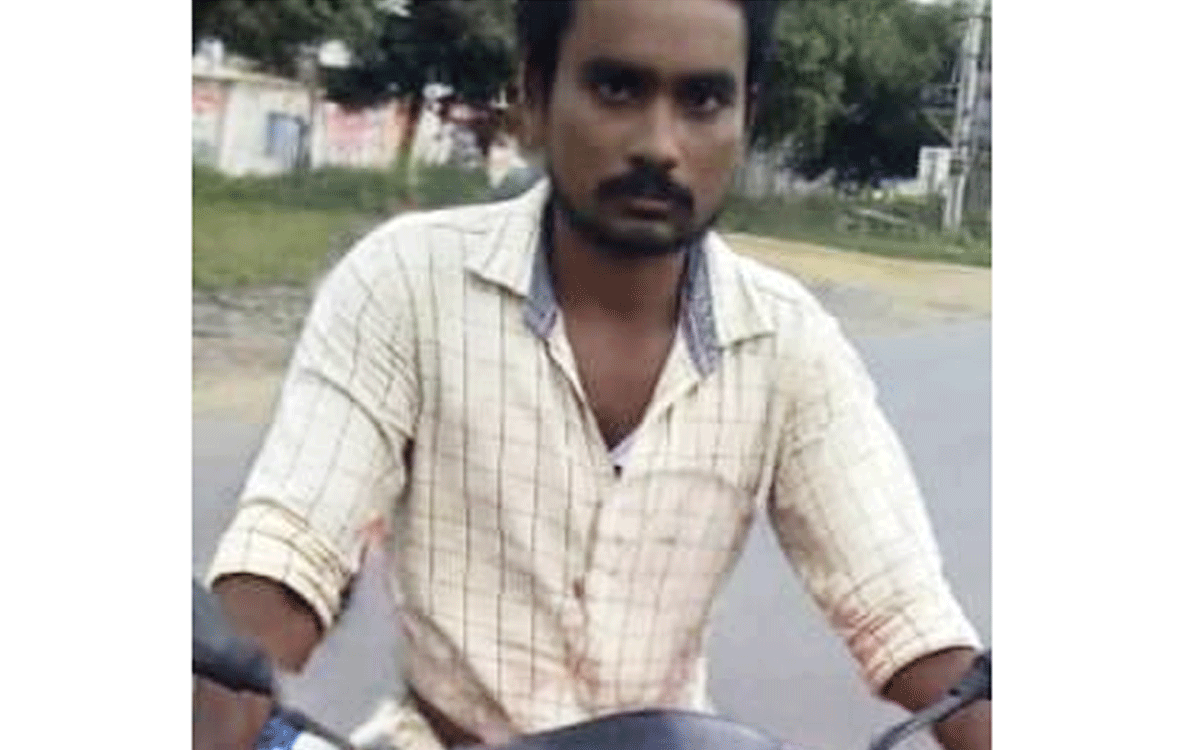 Karepalli : పాల్వంచ రోడ్డు ప్రమాదంలో మాదారం వాసి మృతి