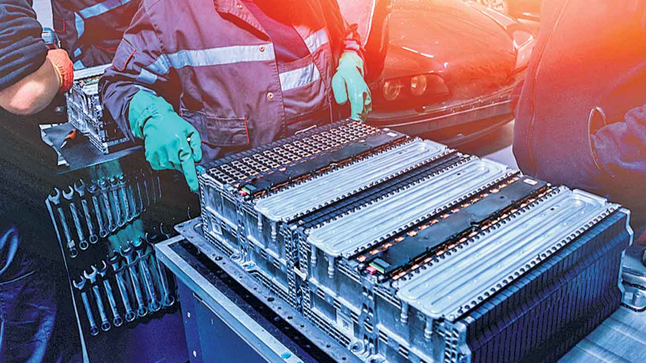 ఎలక్ట్రానిక్స్‌, ఈవీలకు తిప్పలు