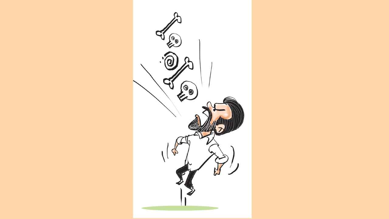 నిన్న కల్లు కంపౌండ్!.. నేడు క్లబ్బు.. పబ్బు! సీఎం మాట్లాడాల్సిన మాటలేనా?