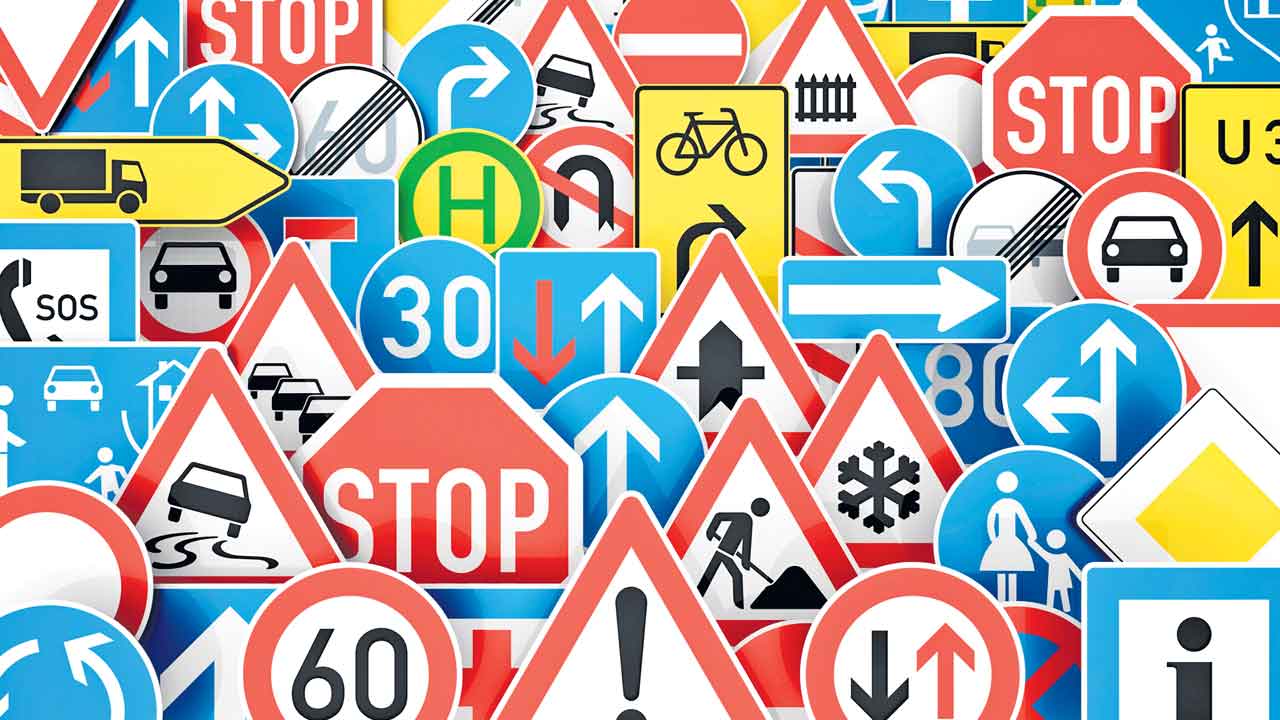 17 మంది డ్రైవర్లకు ఆర్టీఏ నోటీసులు