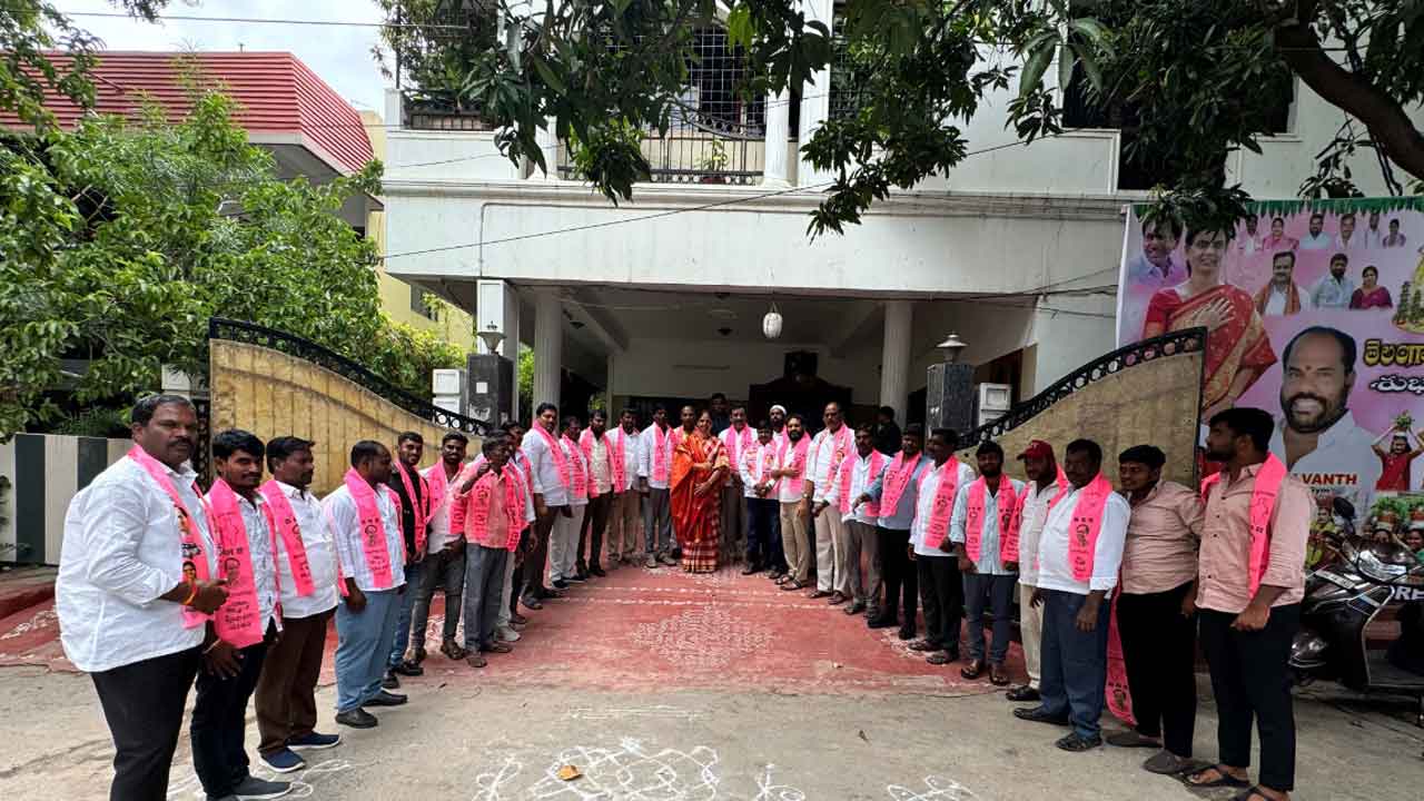 BRS | స్థానిక సంస్థల ఎన్నికల్లో బీఆర్ఎస్ విజయం సాధించాలి : ఎమ్మెల్యే సబితారెడ్డి