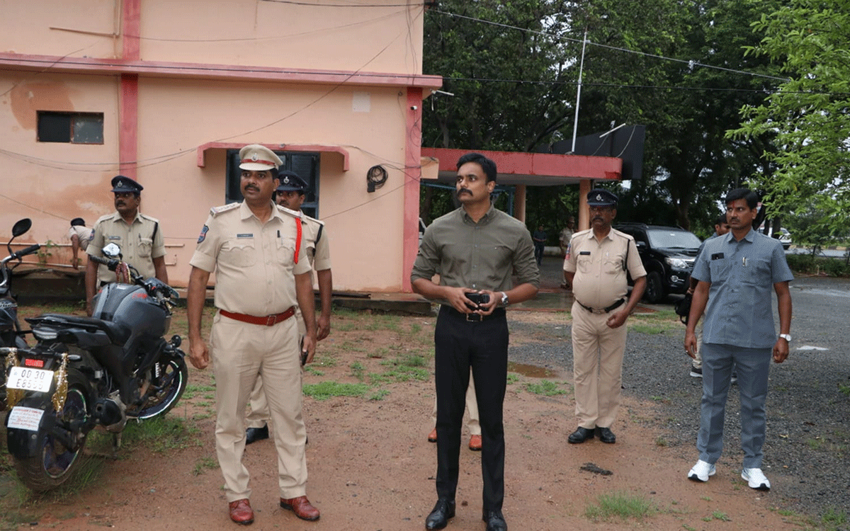 Ramavaram : బాధితుల‌కు న్యాయం చేకూరేలా చూడాలి : ఎస్పీ రోహిత్ రాజు