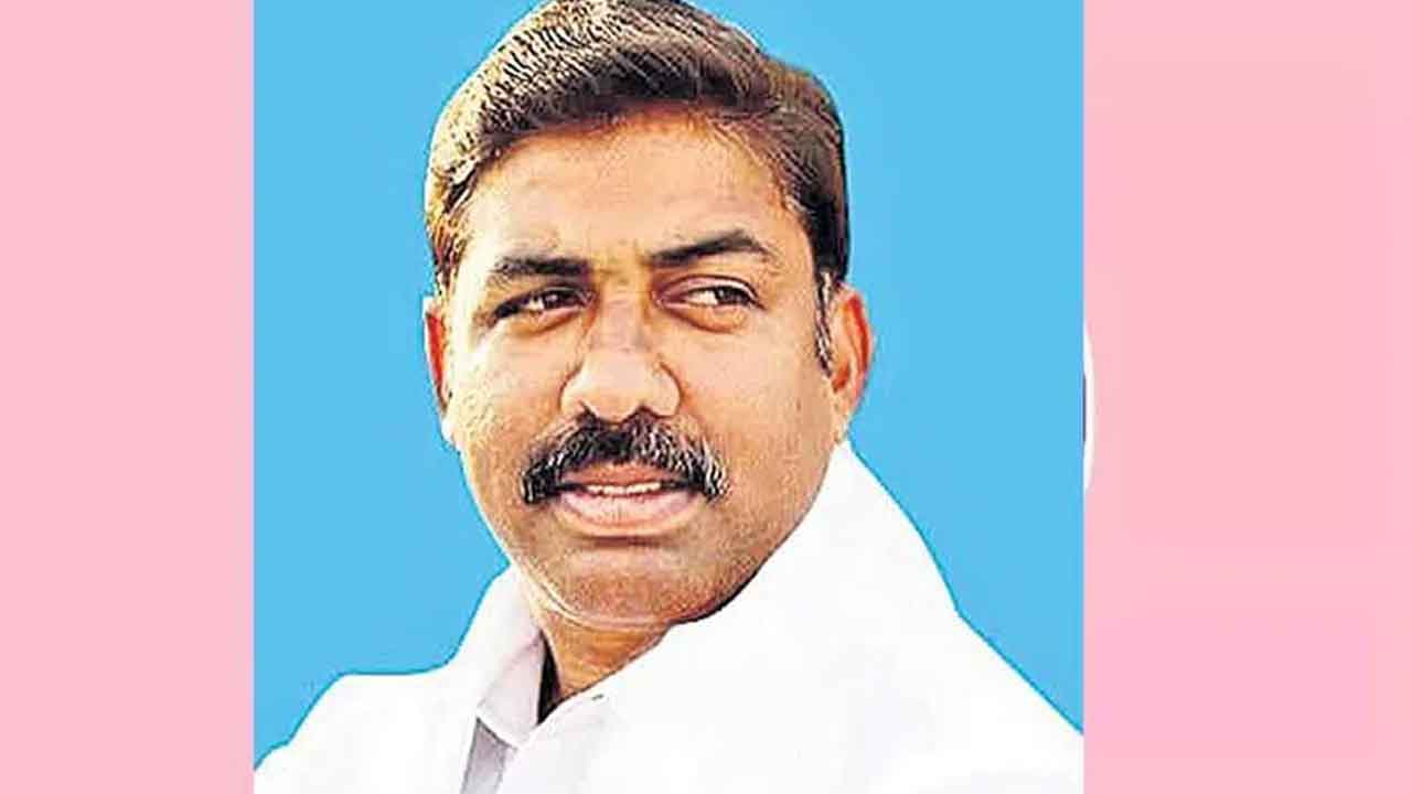 ప్రభుత్వం తీరు సరికాదు.. గోసుల శ్రీనివాస్‌యాదవ్‌ ఆగ్రహం