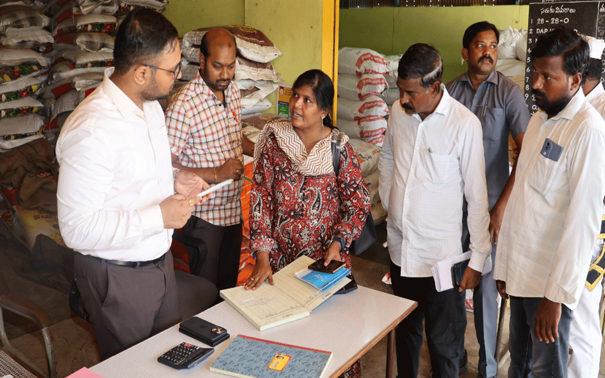 Kodada Rural : విద్యార్థుల సామర్థ్యాల‌ పెంపున‌కు కృషి చేయాలి : క‌లెక్ట‌ర్ తేజ‌స్ నంద్‌లాల్ ప‌వార్